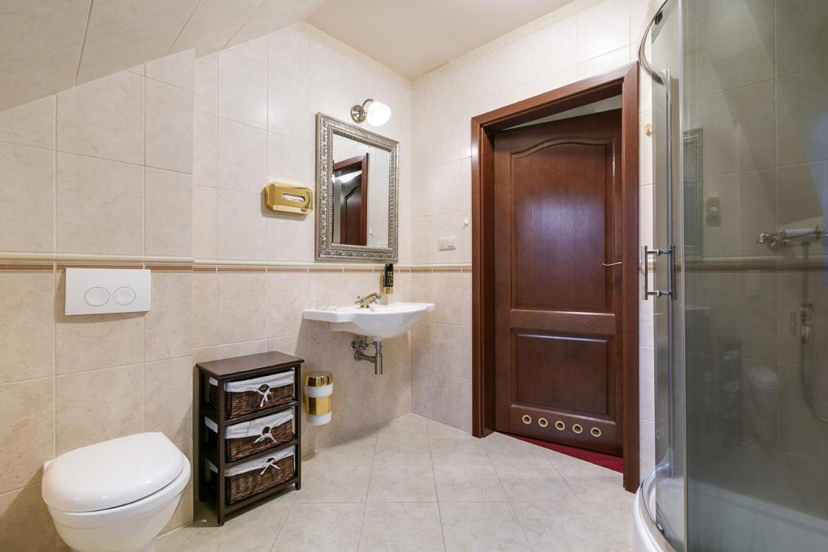Hotel Stary Zdroj Świeradów-Zdrój エクステリア 写真